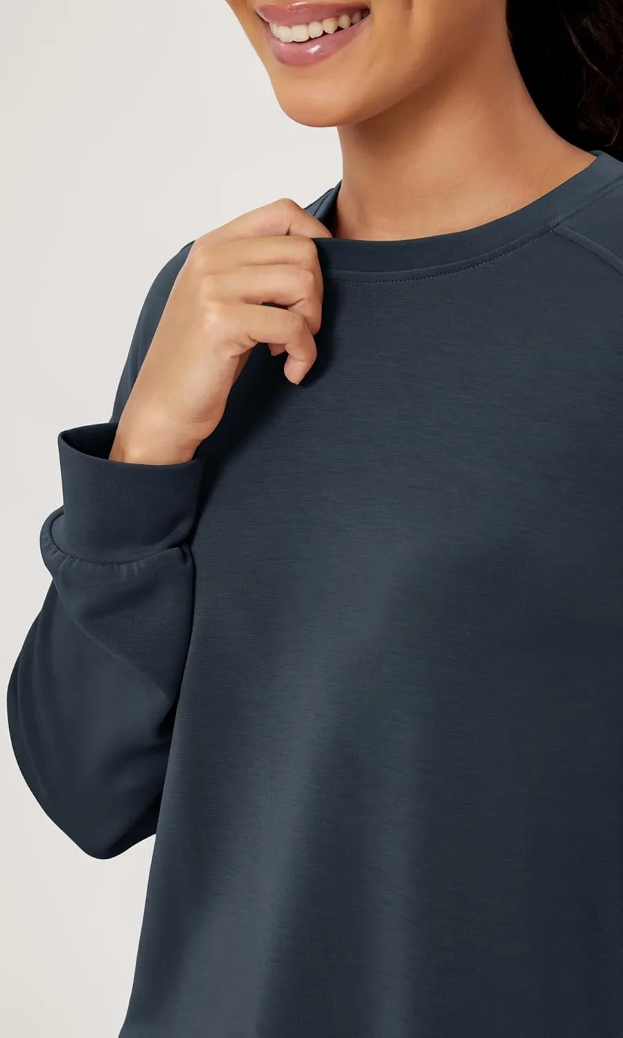 ODODOS Modal Soft Raglan Long Sleeves Sweatshirts for Women Oversized Crew Neck Pullover Tops