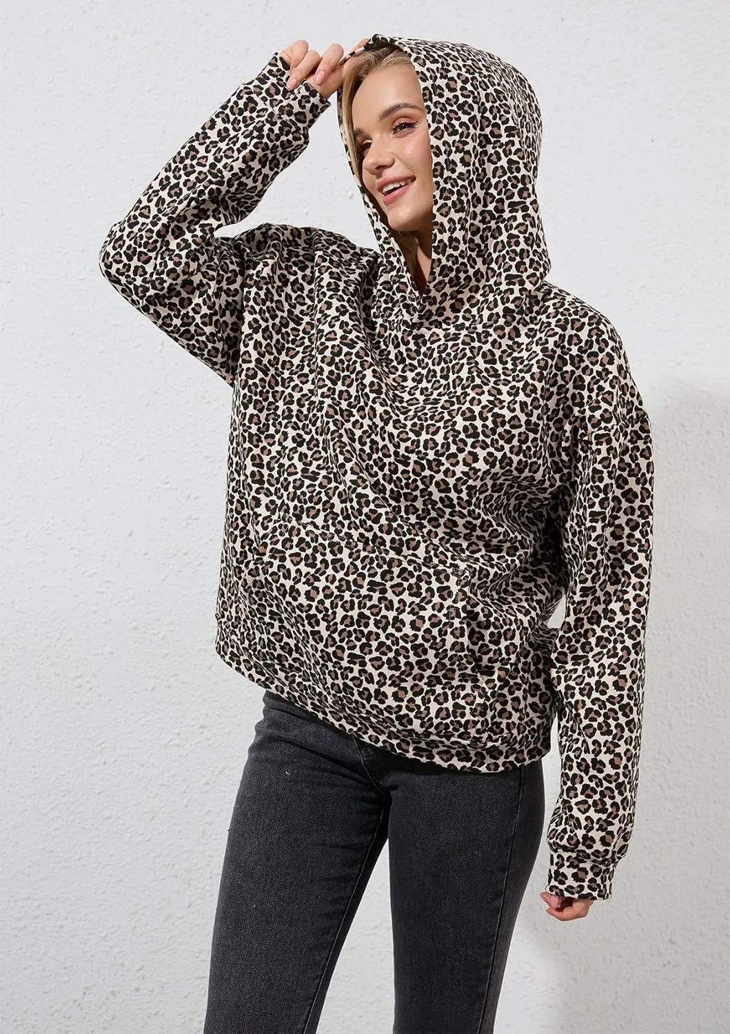 Oversized Leopard Print Hoodie for Women Men Long Sleeve Hooded Sweatshirts Cute Pullover with Pocket