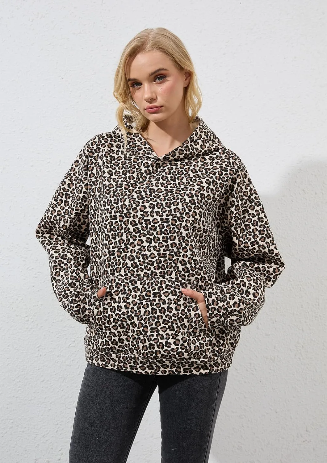 Oversized Leopard Print Hoodie for Women Men Long Sleeve Hooded Sweatshirts Cute Pullover with Pocket