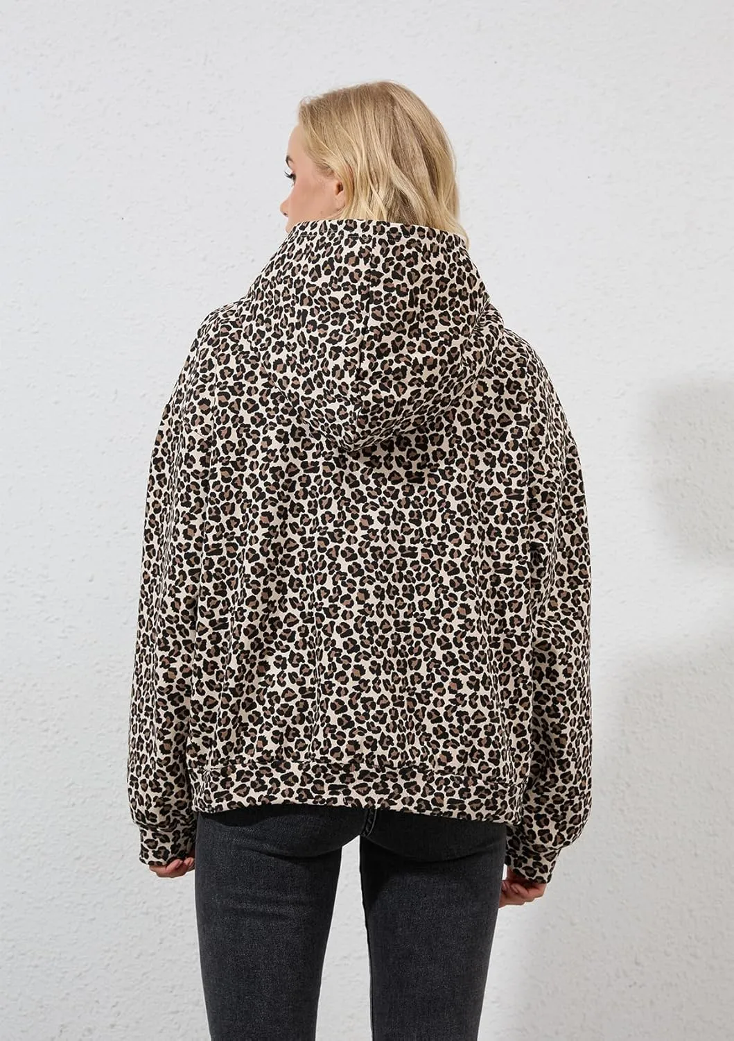 Oversized Leopard Print Hoodie for Women Men Long Sleeve Hooded Sweatshirts Cute Pullover with Pocket