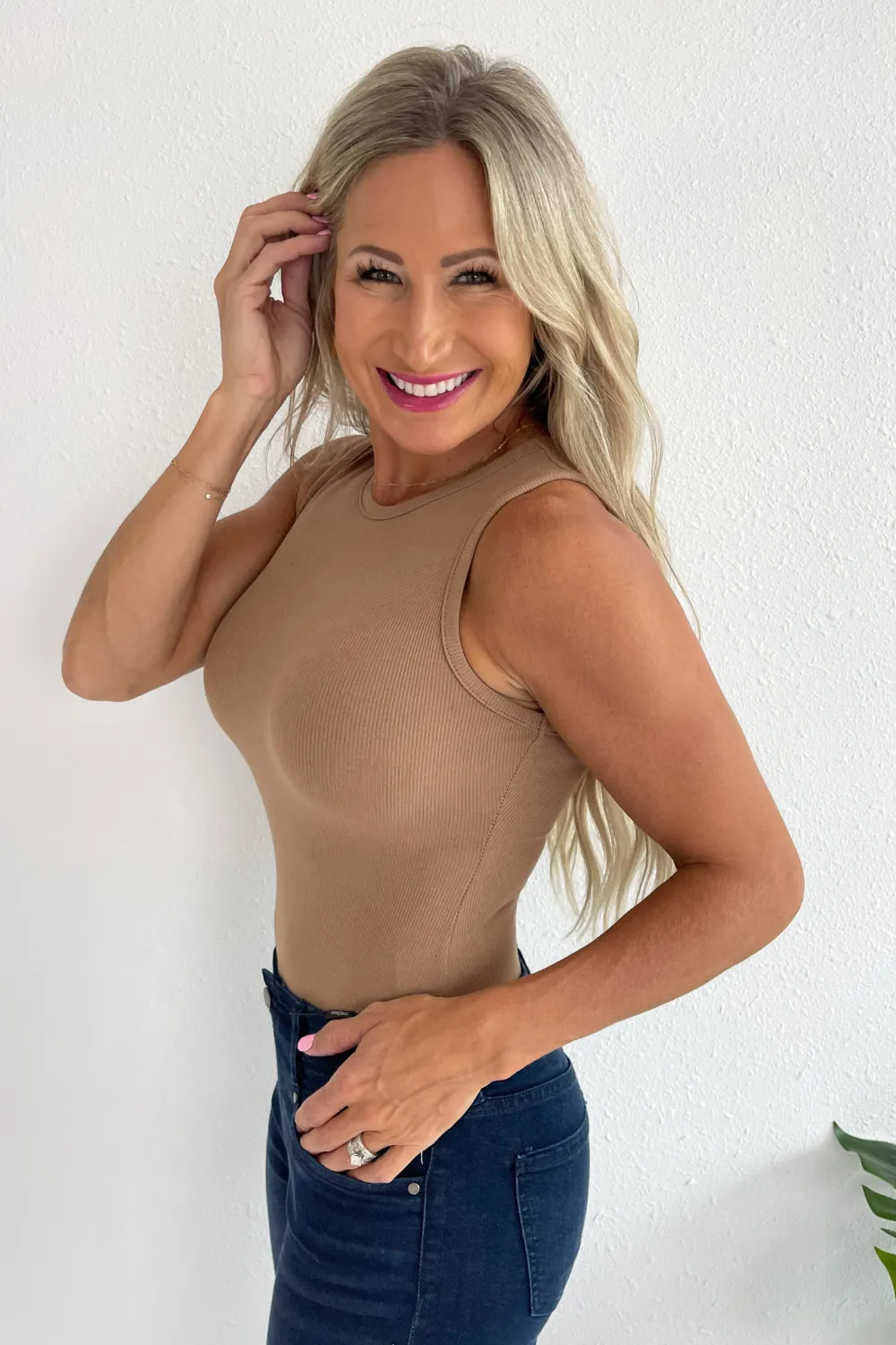 Round Neck Sleeveless Bodysuit