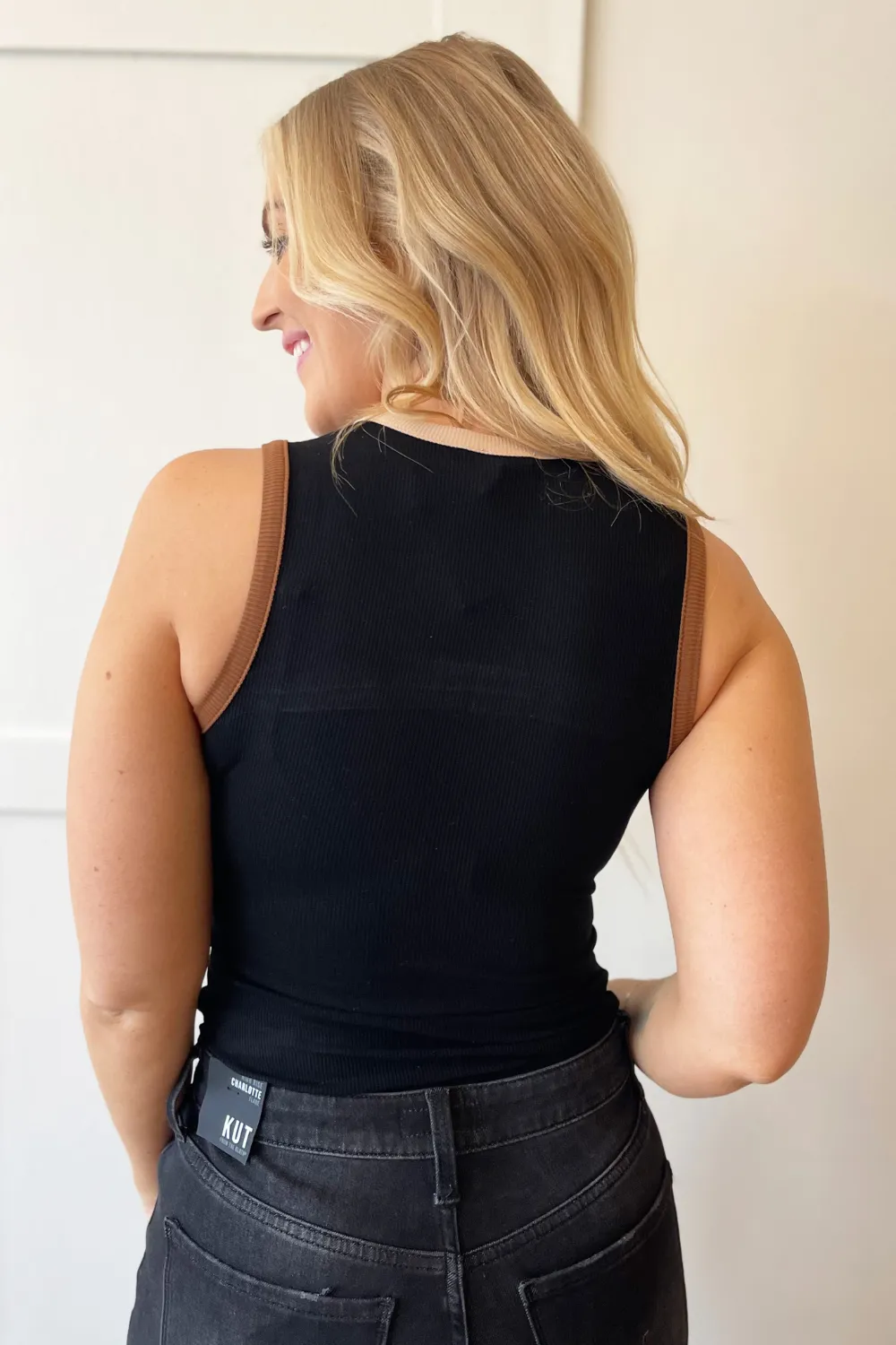 Round Neck Sleeveless Bodysuit
