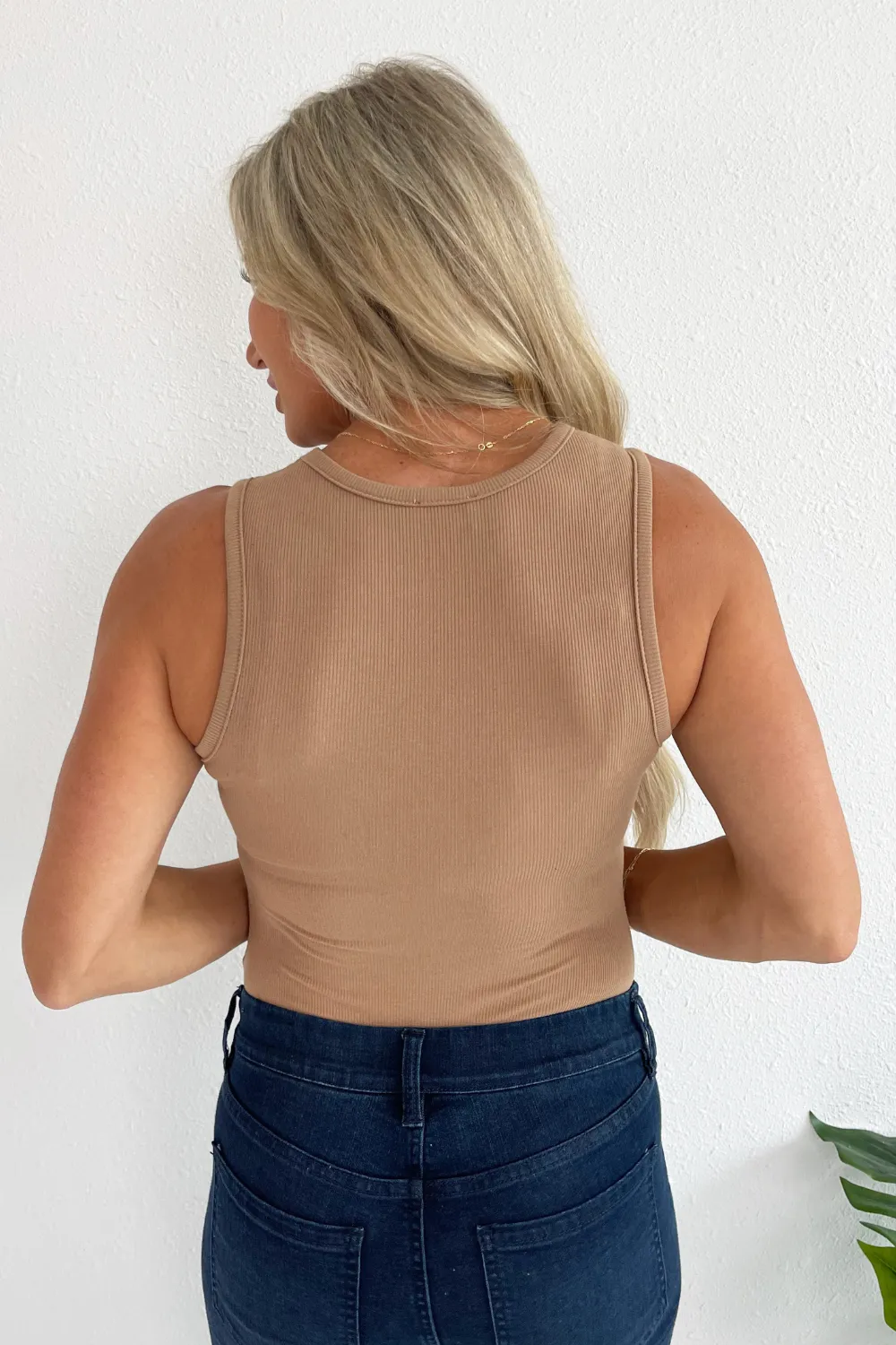 Round Neck Sleeveless Bodysuit