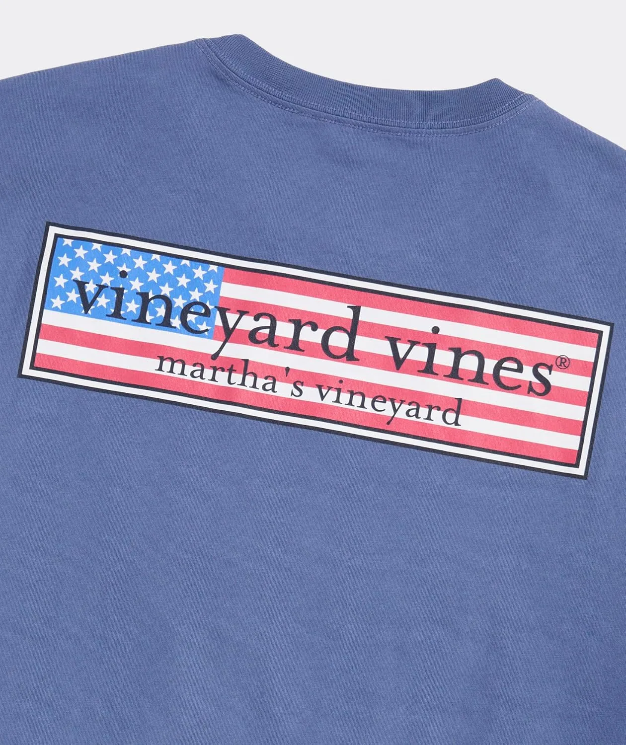 vineyard vines Men's Classic USA Logo Box Short-Sleeve Pocket Tee